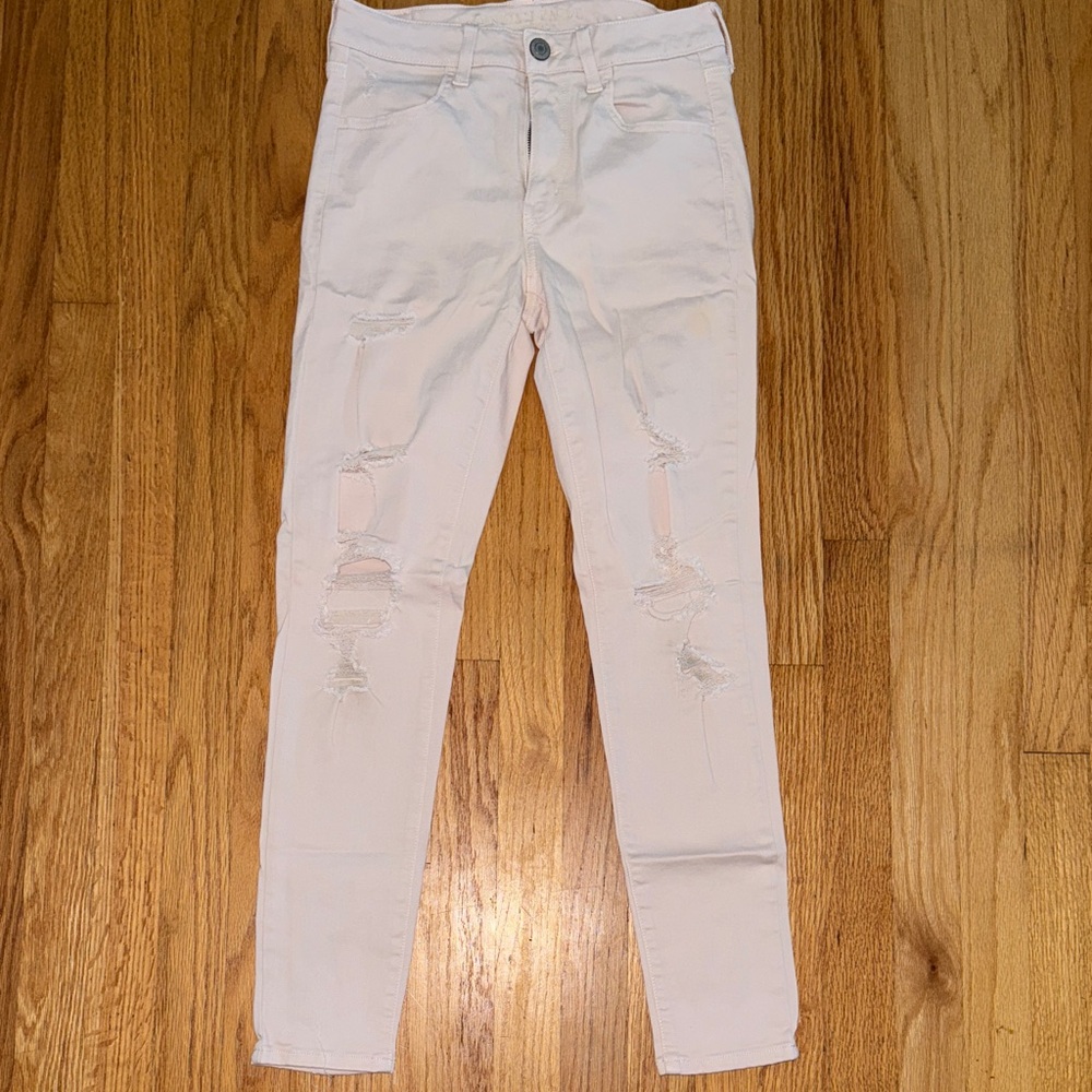 American Eagle High-Rise, Distressed, Light Pink Jegging. Size 8 regular